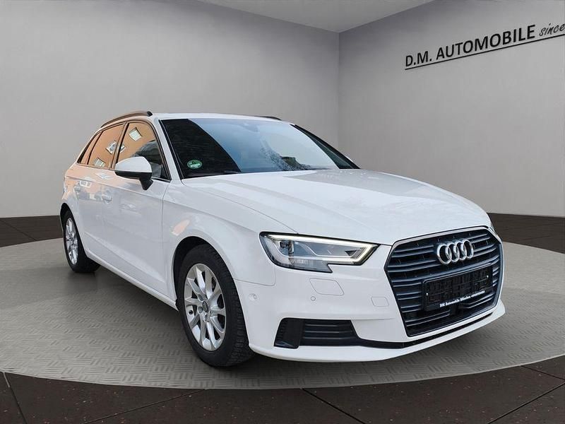 Gebraucht Audi A3 Sport 150 PS (110 kW) 2016 Weiß Limousine