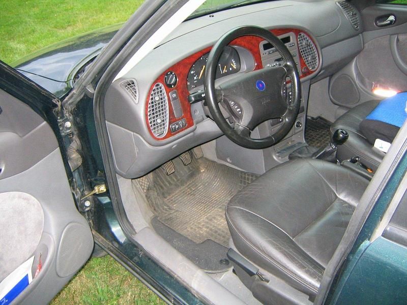 Używany Saab 9-3 154 KM (113 kW) 1999 Zielony Sedan/Limuzyna