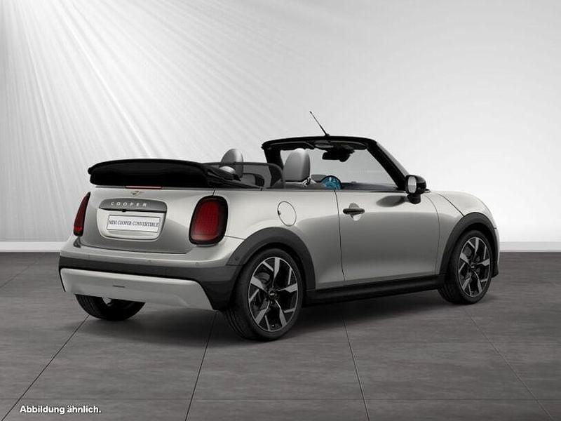 Usado Mini Cooper Cabriolet 163 HP (119 kW) 2025 Prateado Cabrios