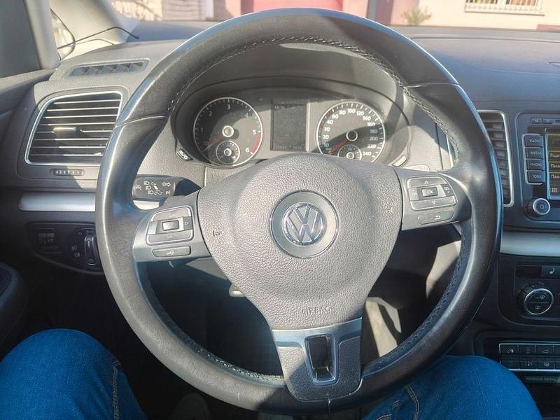 Gebraucht VW Sharan Highline 140 PS (102 kW) 2014 Silber Van / Kleinbus