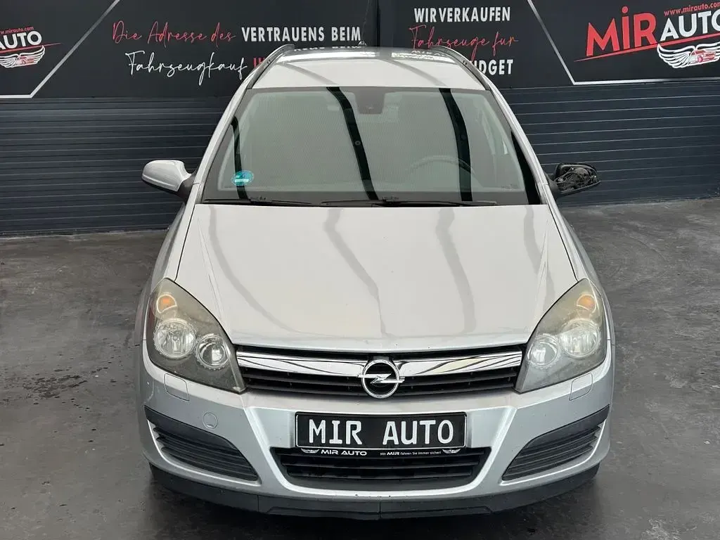 Gebraucht Opel Astra Edition 120 PS (88 kW) 2007 Silber Limousine