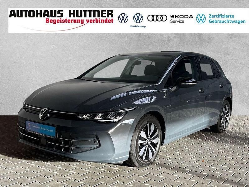 Delfingrau (metallic) Gebraucht 2025 VW Golf VIII Goal Limousine | 24.990 € (Guter Preis) - Bild 1/4