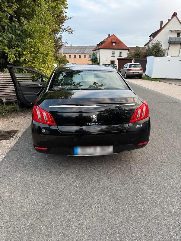 Gebraucht Peugeot 508 140 PS (102 kW) 2012 Schwarz Limousine