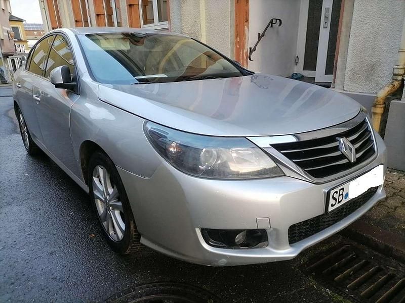 Gebraucht Renault Latitude 173 PS (127 kW) 2011 Silber Limousine