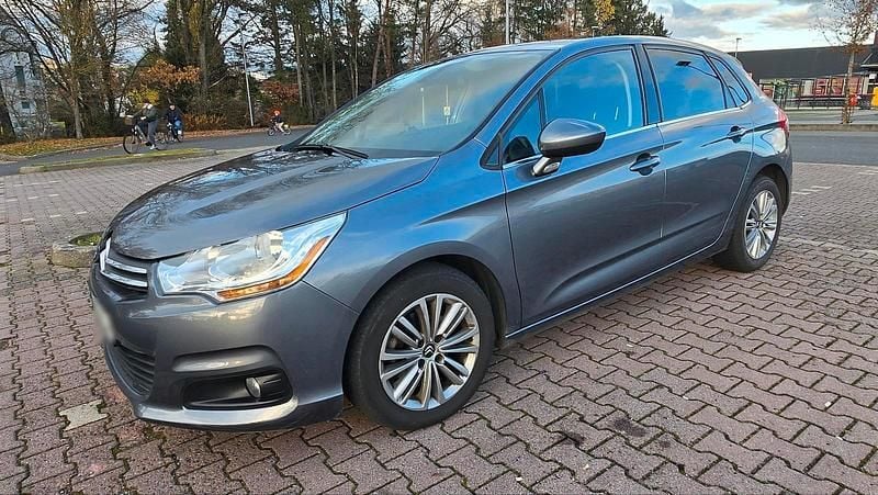Gebraucht Citroën C4 120 PS (88 kW) 2012 Andere farben Limousine