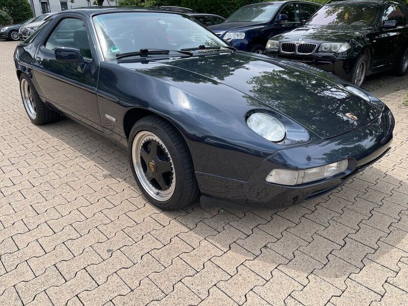 Second-hand Porsche 928 320 CP (235 kW) 1987 Albastru Coupe