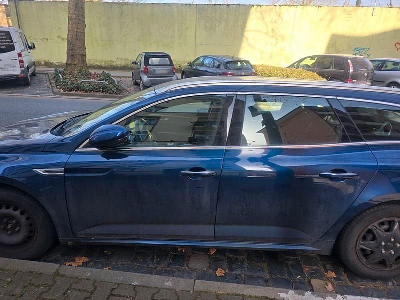Gebraucht Renault Talisman LIMITED 131 PS (96 kW) 2018 Blau Kombi