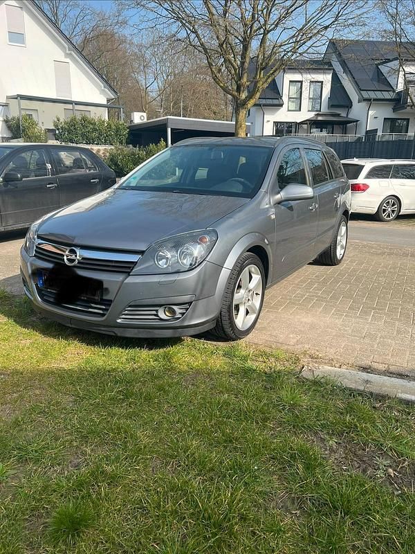 Gebraucht Opel Astra 105 PS (77 kW) 2005 Grau Kombi
