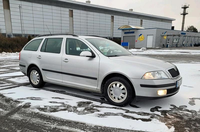Gebraucht Skoda Octavia 105 PS (77 kW) 2007 Silber Kombi