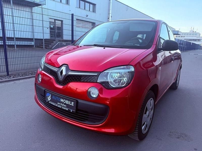 Second-hand Renault Twingo Expression 71 CP (52 kW) 2014 Roșu Hatchback
