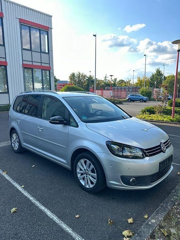 Gebraucht 2012 VW Touran Highline Van / Kleinbus | 6.999 € (Guter Preis) - Bild 1/4