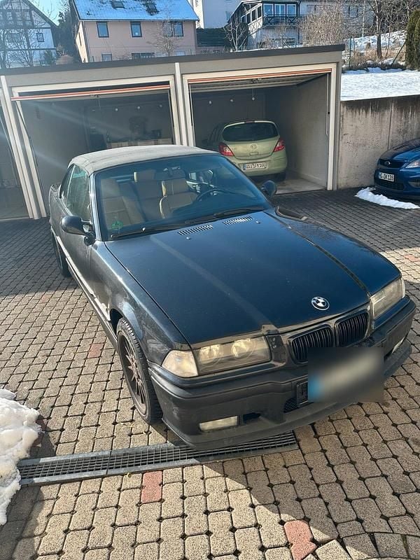 Schwarz Gebraucht 1997 BMW 318 Cabriolet M Sport Cabrio | 4.800 € (Superpreis) - Bild 1/4