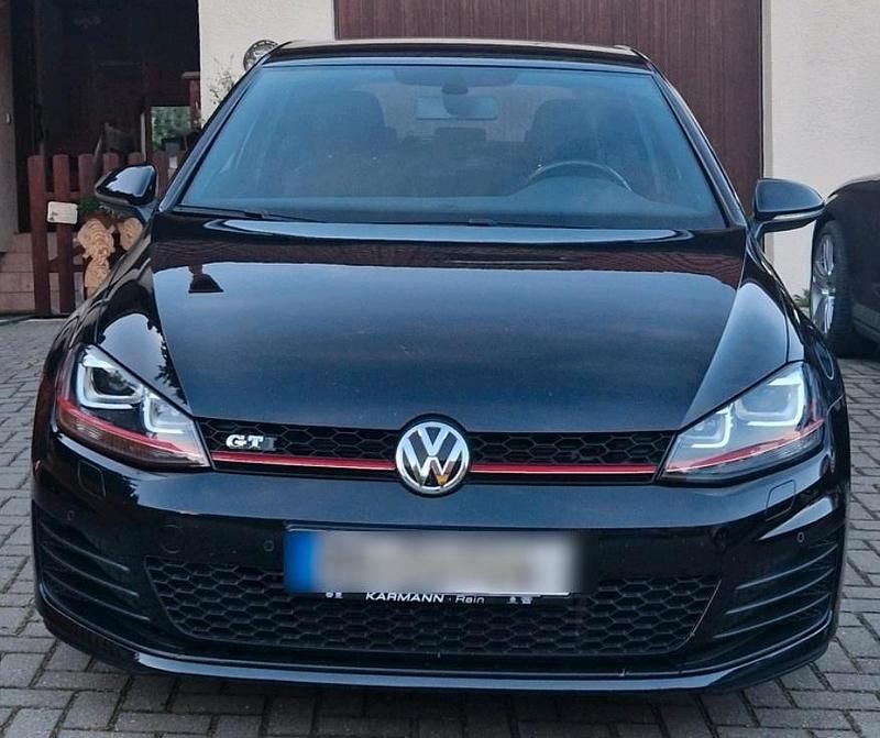 Schwarz Gebraucht 2016 VW Golf VII GTI Kleinwagen | 16.000 € (Guter Preis) - Bild 1/4