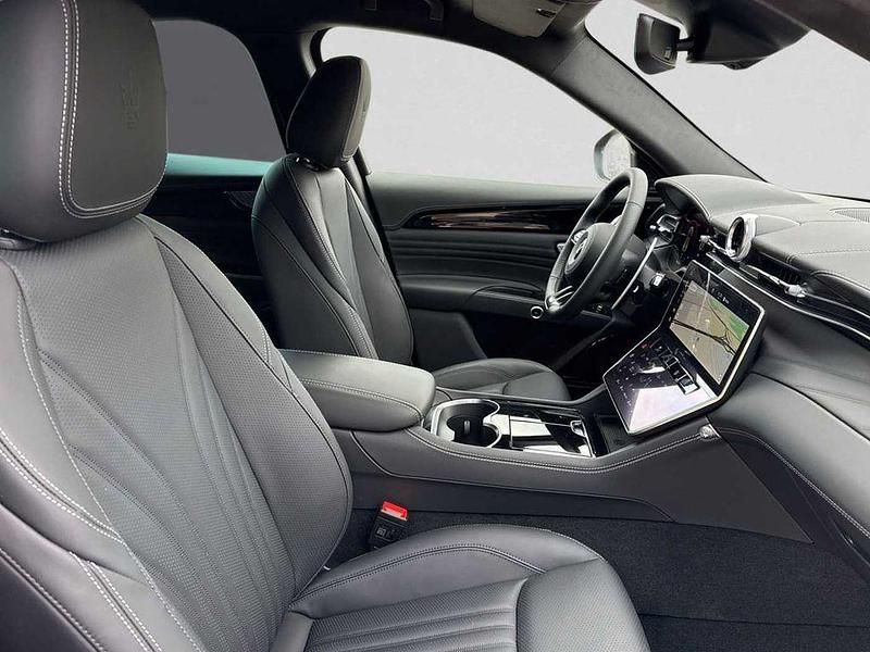 Gebraucht Maserati Grecale 330 PS (242 kW) 2026 Grau (grigio lava) SUV