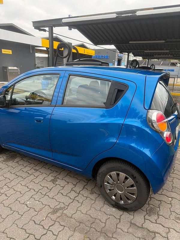 Blau Gebraucht 2011 Chevrolet Spark LS Kleinwagen | 1.999 € (Guter Preis) - Bild 1/4