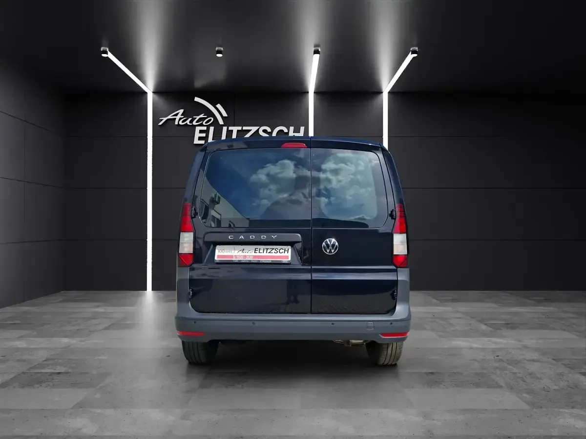Gebraucht VW Caddy 114 PS (83 kW) 2023 Deep black perleffekt Van / Kleinbus