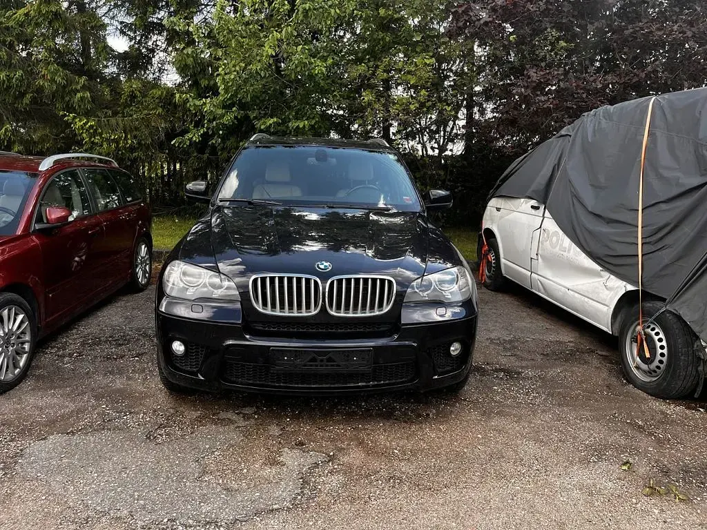 Gebraucht BMW X5 Sport Line 408 PS (300 kW) 2011 Blau SUV