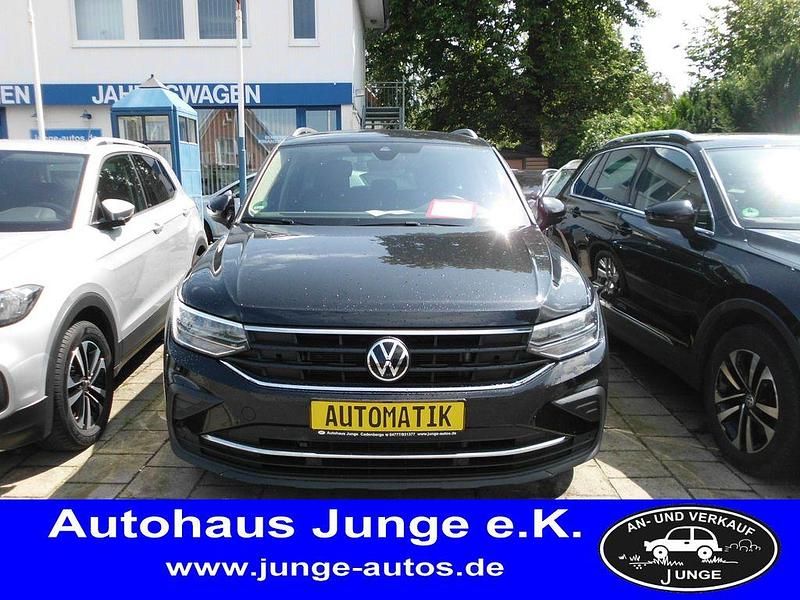 Schwarz Gebraucht 2023 VW Tiguan Move SUV | 29.990 € (Teuer) - Bild 1/4