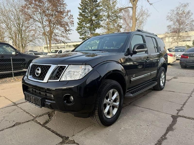 Gebraucht Nissan Pathfinder 231 PS (169 kW) 2011 Schwarz SUV