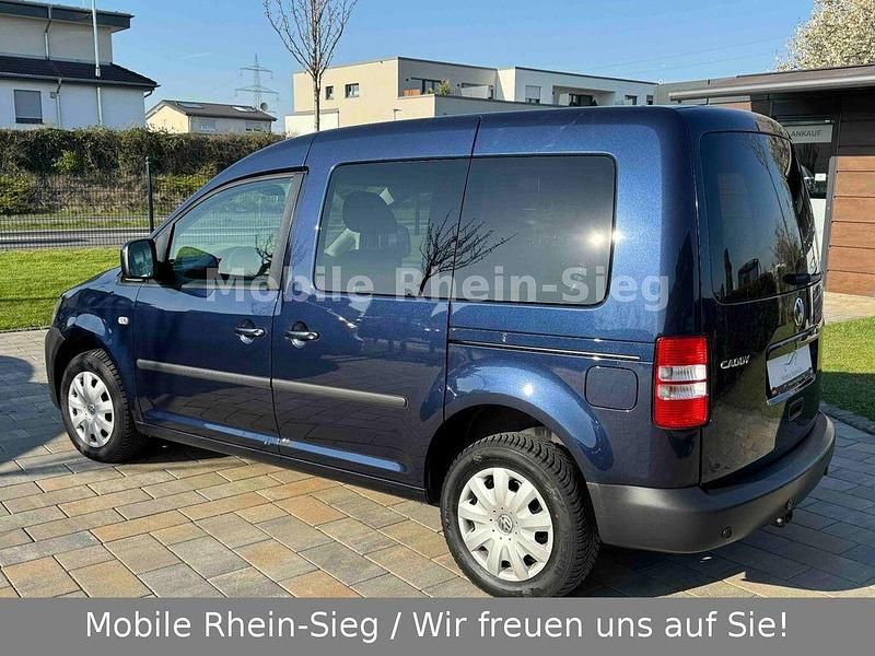 Gebraucht VW Caddy 105 PS (77 kW) 2011 Blau Van / Kleinbus
