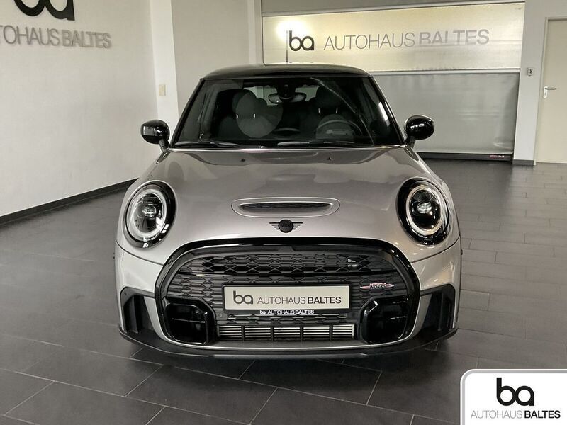 Gebraucht Mini John Cooper Works 178 PS (130 kW) 2024 Melting silver iii Kleinwagen
