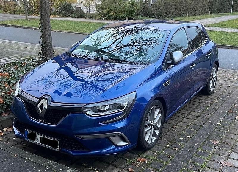 Blau Gebraucht 2018 Renault Mégane GT GT Coupé | 17.900 € (Fairer Preis) - Bild 1/4