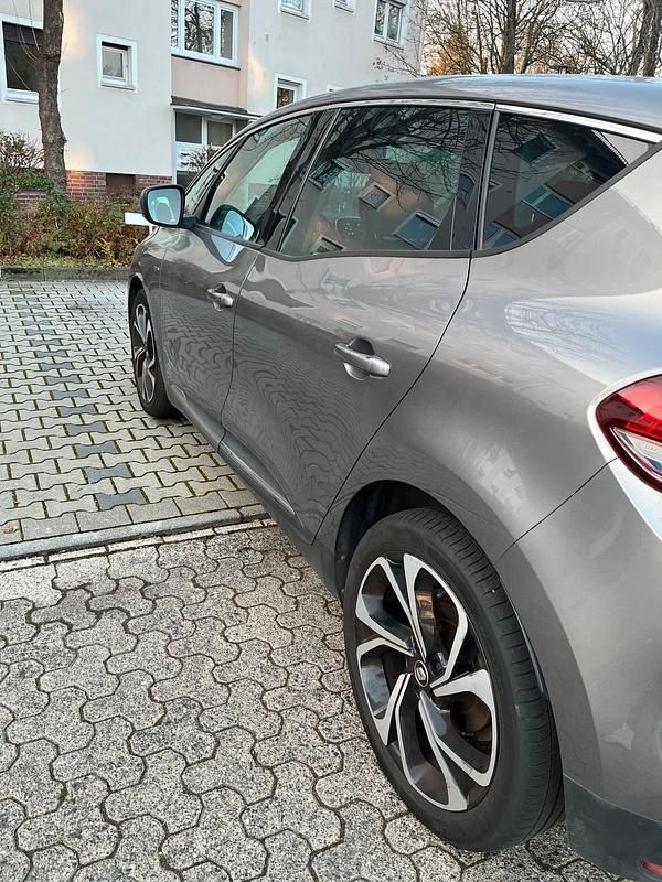 Gebraucht Renault Scénic IV 160 PS (117 kW) 2018 Grau Van / Kleinbus