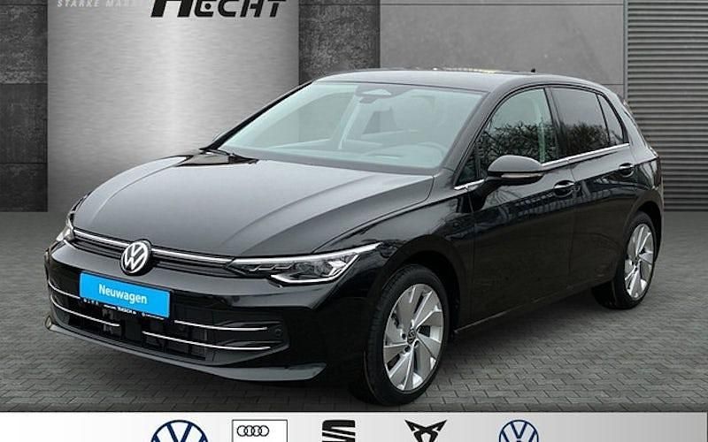 Neu VW Golf VIII Style 150 PS (110 kW) 2026 Grenadillschwarz metallic Limousine