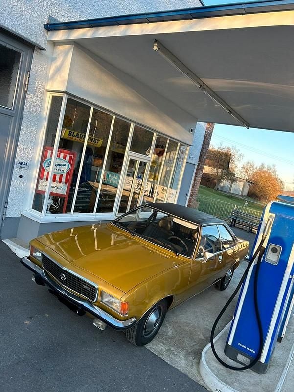 Gebraucht Opel Commodore 115 PS (84 kW) 1973 Gold Coupé