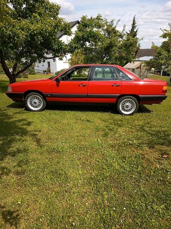 Gebraucht Audi 100 136 PS (100 kW) 1985 Rot Limousine