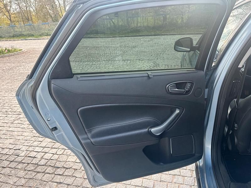Gebraucht Ford Mondeo Titanium X 160 PS (117 kW) 2007 Blau Limousine