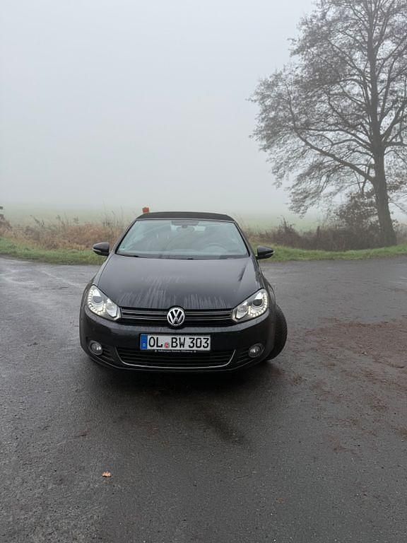 Gebraucht VW Golf Cabriolet Life 122 PS (89 kW) 2013 Schwarz Cabrio