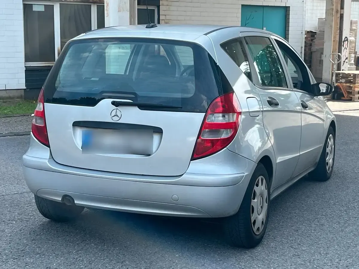 Gebraucht Mercedes A180 109 PS (80 kW) 2007 Silber Kleinwagen
