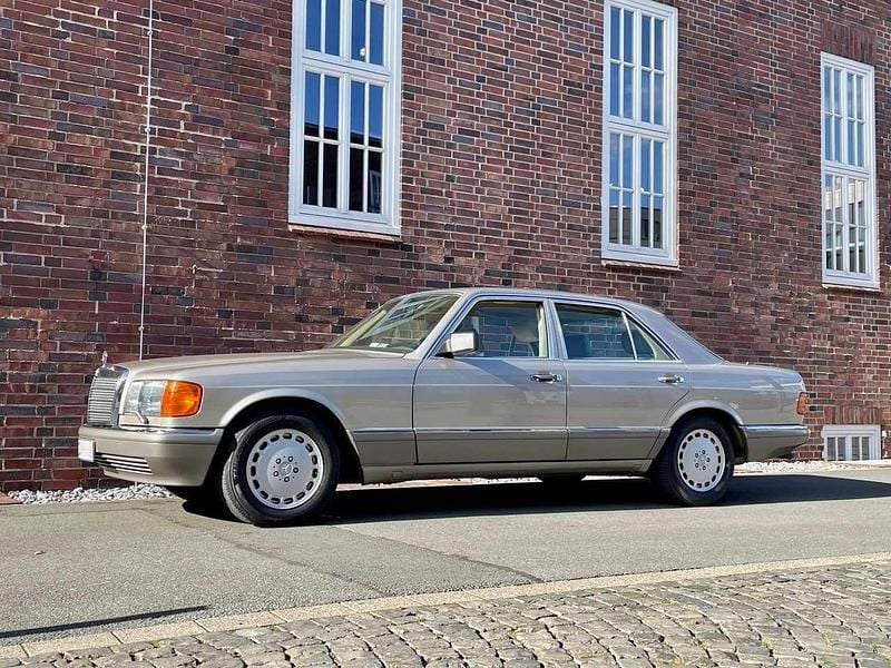 Rauchsilber 702 Gebraucht 1989 Mercedes S500 SE Limousine | 18.900 € - Bild 1/4