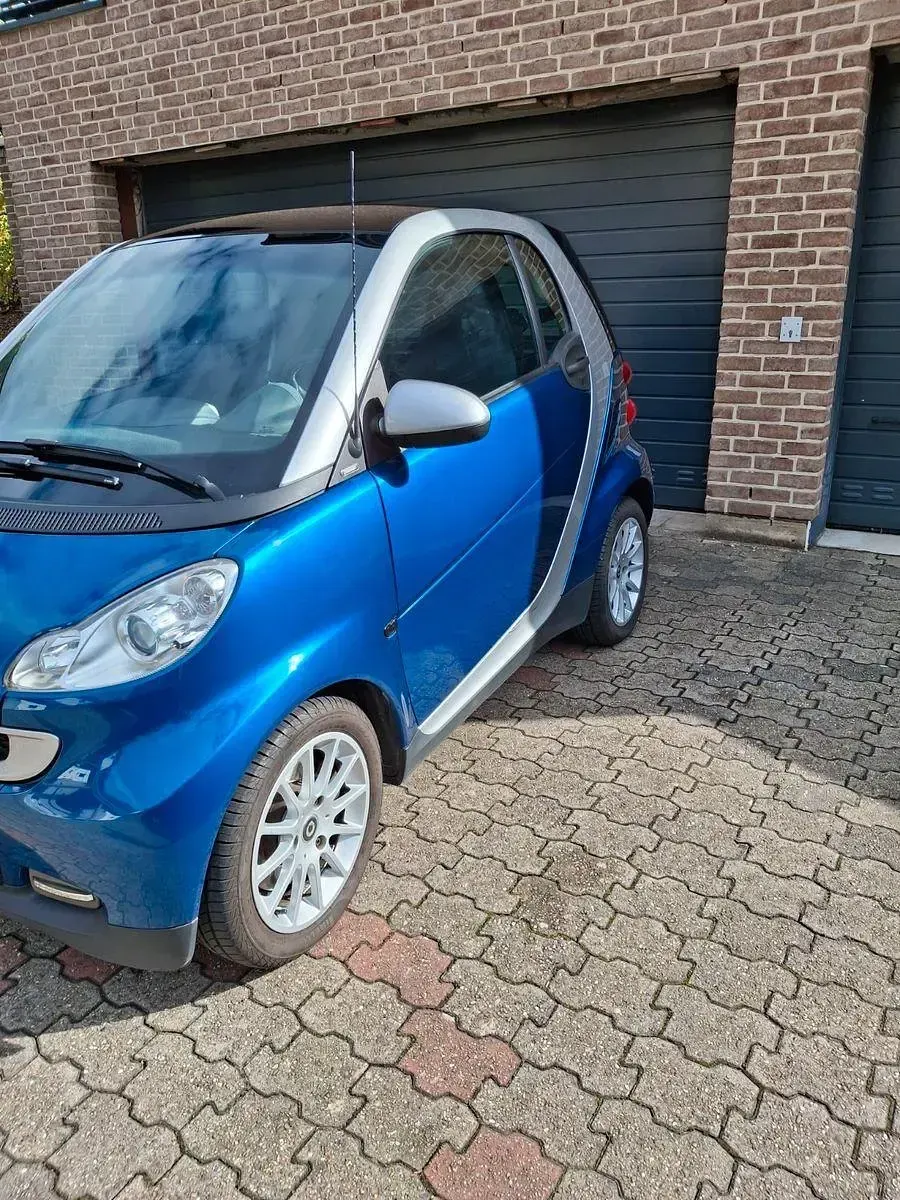 Gebraucht Smart ForTwo Coupé Passion 71 PS (52 kW) 2009 Blau Coupé