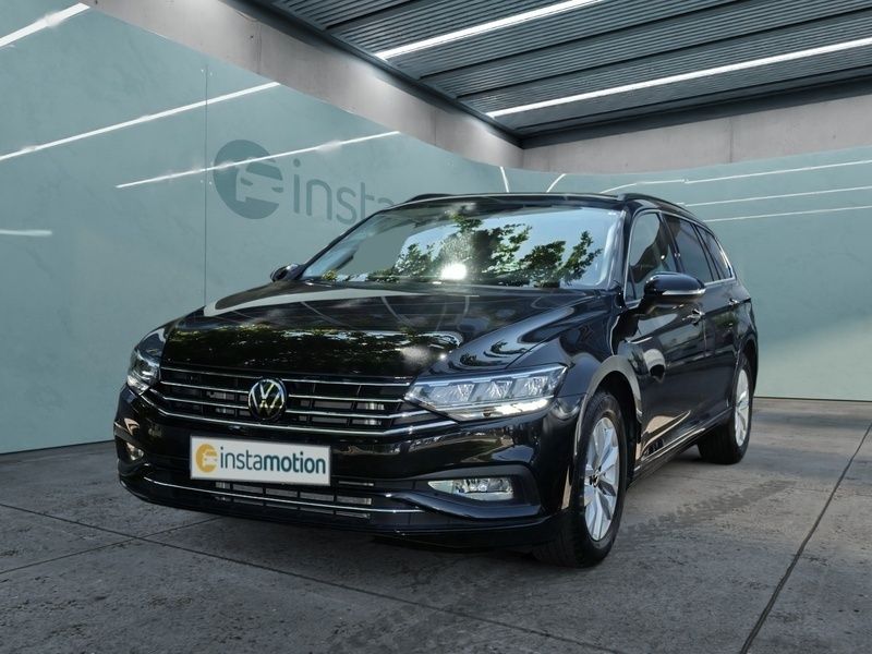 Schwarz Gebraucht 2023 VW Passat Business Kombi | 28.249 € (Guter Preis) - Bild 1/4