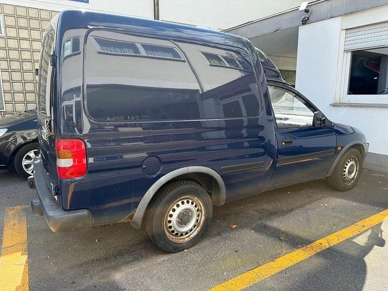 Usata Opel Combo 60 CV (44 kW) 2000 Blu Monovolume