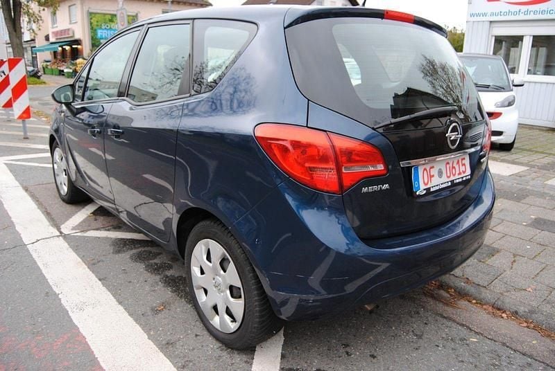 Gebraucht Opel Meriva Edition 95 PS (69 kW) 2011 Blau Van / Kleinbus