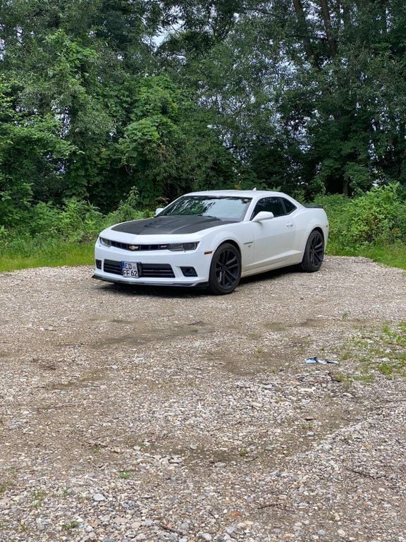 Weiß Gebraucht 2014 Chevrolet Camaro Coupé | 19.000 € (Superpreis) - Bild 1/4