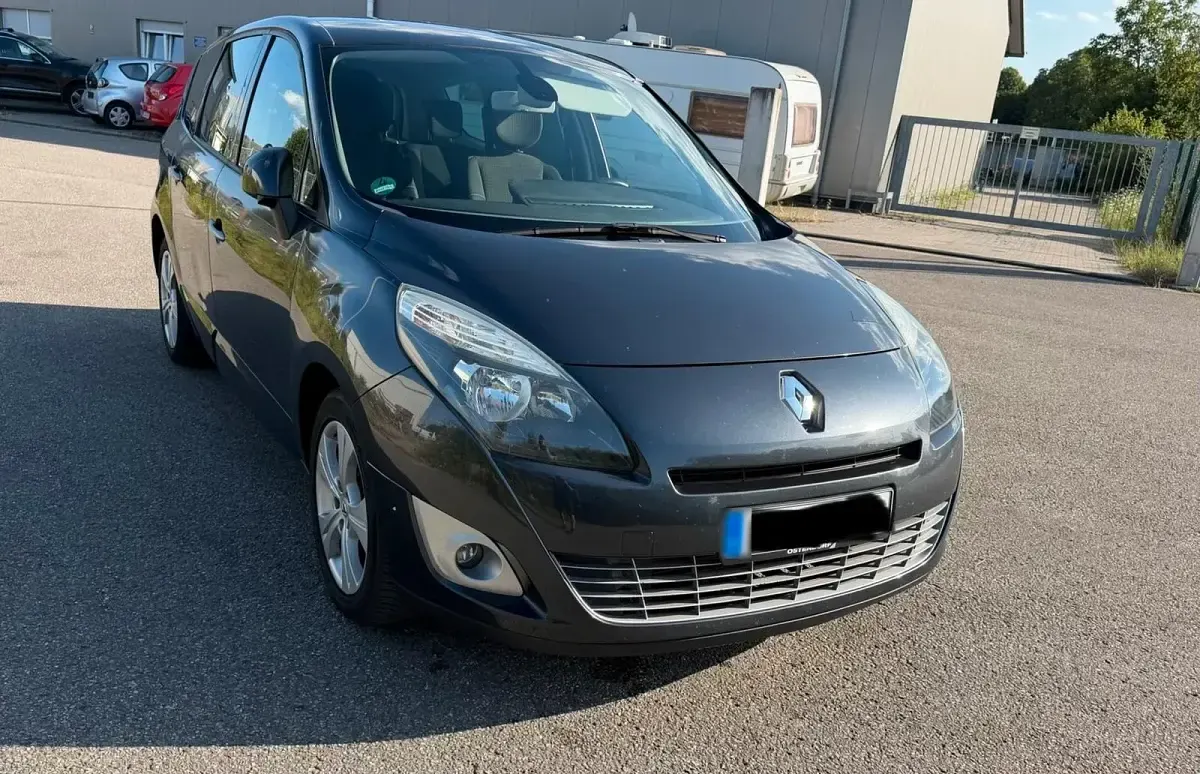 Gebraucht Renault Grand Scénic II 110 PS (80 kW) 2009 Grau Van / Kleinbus
