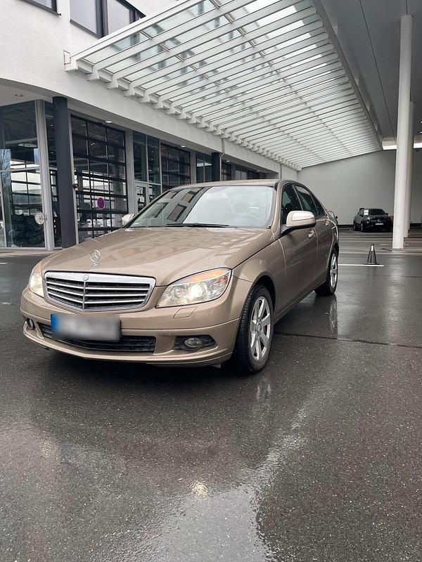 Gebraucht Mercedes C220 170 PS (125 kW) 2008 Gold Limousine
