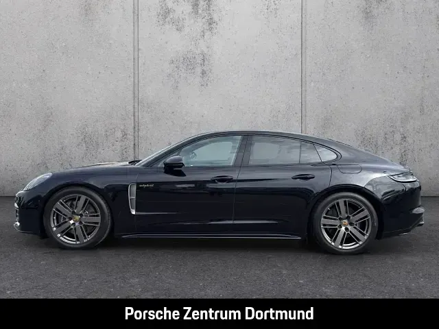 Gebraucht Porsche Panamera 4 E-Hybrid Platinum Edition 462 PS (339 kW) 2023 Schwarz Kleinwagen