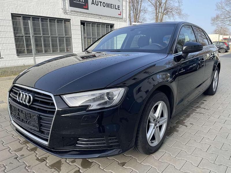 Gebraucht Audi A3 Sport 150 PS (110 kW) 2017 Schwarz Limousine
