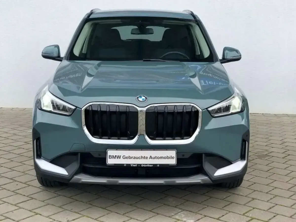 Gebraucht BMW X1 150 PS (110 kW) 2024 Cape york grün metallic SUV