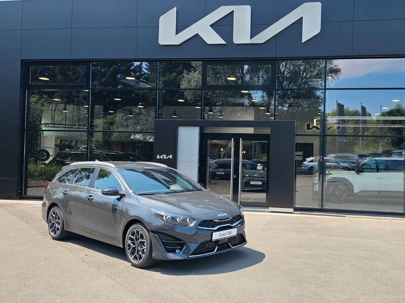 Grau Neu 2025 Kia Ceed Sportswagon GT-Line Kombi | 31.790 € (Etwas zu teuer) - Bild 1/4