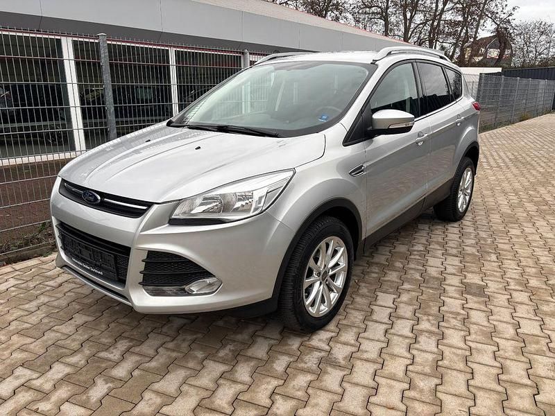 Silber Gebraucht 2013 Ford Kuga Trend SUV | 9.490 € (Guter Preis) - Bild 1/4