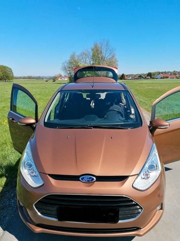 Gebraucht Ford B-MAX Titanium 125 PS (91 kW) 2015 Braun Van / Kleinbus