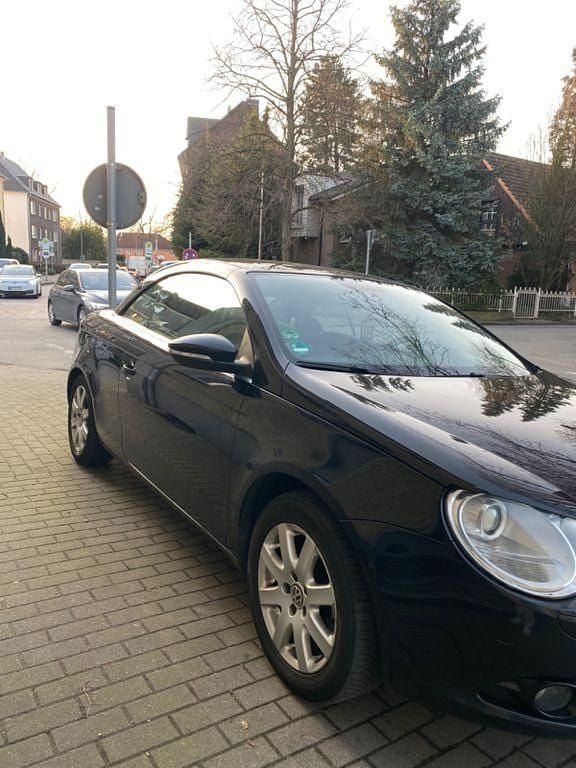Gebraucht VW Eos 122 PS (89 kW) 2008 Schwarz Cabrio