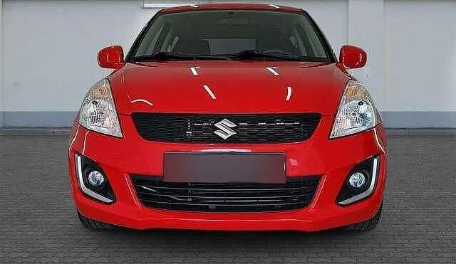 Gebraucht Suzuki Swift Club 94 PS (69 kW) 2014 Rot metallic Kleinwagen