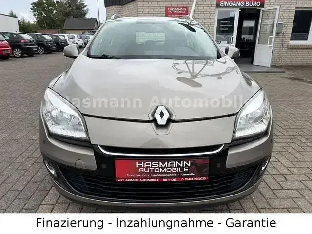 Gebraucht Renault Mégane Expression 110 PS (80 kW) 2012 Beige Limousine